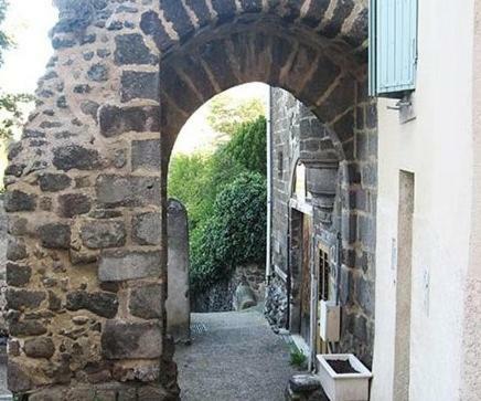 Le Petit Dyke Apartment Le Puy-en-Velay Exterior photo